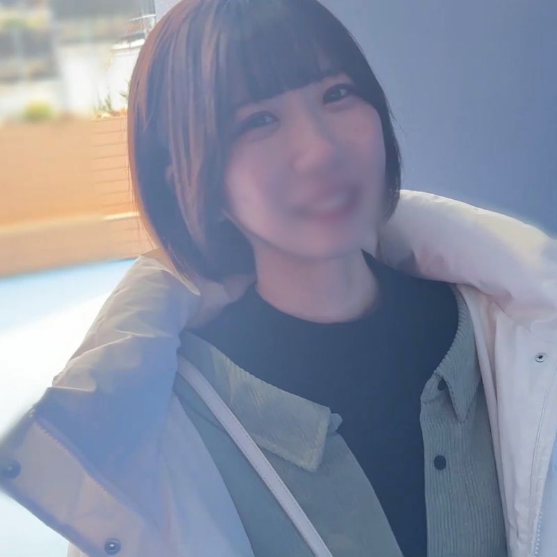 FC2-PPV-4665220 【新畢業23歲女孩/濕答答的陰道】在遊樂園裡瘋狂痙攣！別忘了激烈的電動陽具，最後在陰道深處種子！