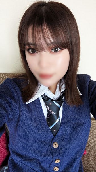 FC2-PPV-3256058 18歳學校階級上位的1軍女子欺騙個人攝影引誘進入。對害怕的美顔強制深喉3軍肉棒對學生妹小穴報復中出！