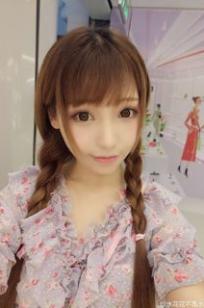 水花花不是水哗哗(Shui huahua)人个资料微博生活照,水花花不是水哗哗 图片写真集