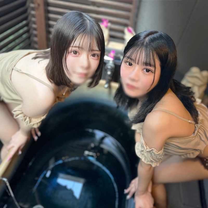 FC2-PPV-4592655 ※21歲G罩杯的兩位美女提供油壓按摩 「你想要嗎?」在可愛女孩的奉仕中無法忍耐最後內射