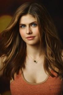 亚历珊德拉·达达里奥(Alexandra Daddario)人个资料微博生活照,亚历珊德拉·达达里奥 Alexandra Daddario图片写真集