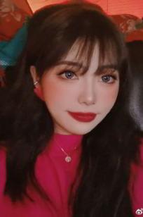 Arude薇薇(Arude Wei Wei)人个资料微博生活照,Arude薇薇 图片写真集