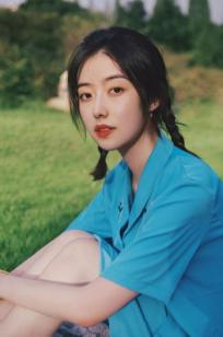 而光阴皎洁N(Er Guang Yin Jiao Jie)人个资料微博生活照,而光阴皎洁N 图片写真集