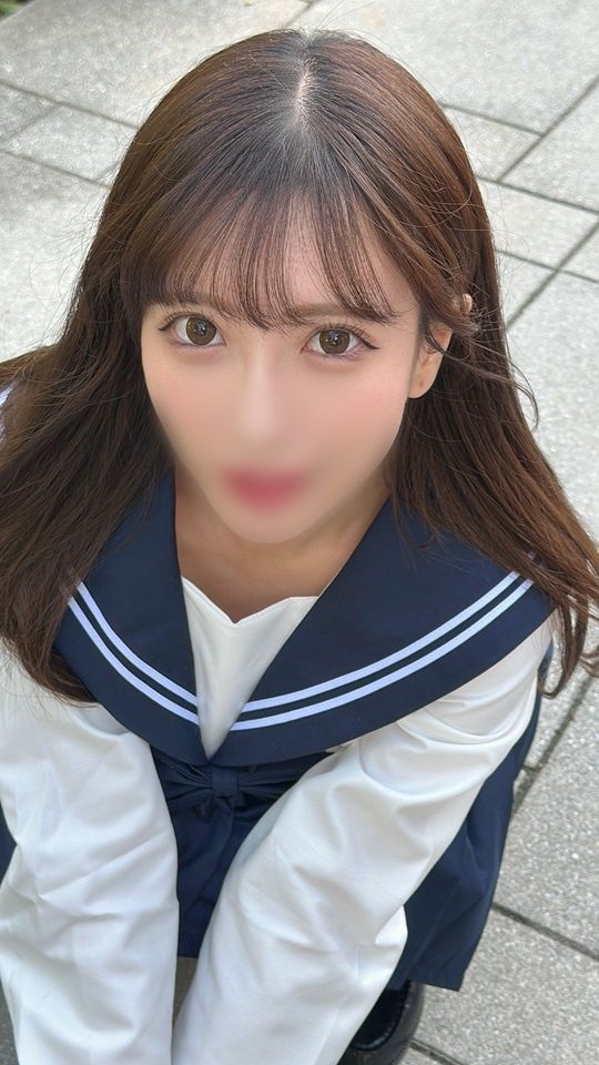 FC2-PPV-4553785 【學校第一美女】被年長壞壞男友改造成極度敏感身體的校花被賣給男人的性愛影像 【附贈給朋友幹到中出】