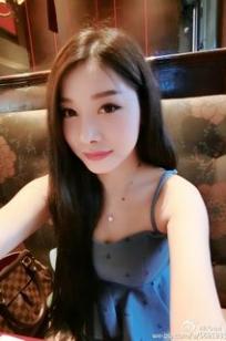 何娇娇(JiaoJiao He)人个资料微博生活照,何娇娇 图片写真集
