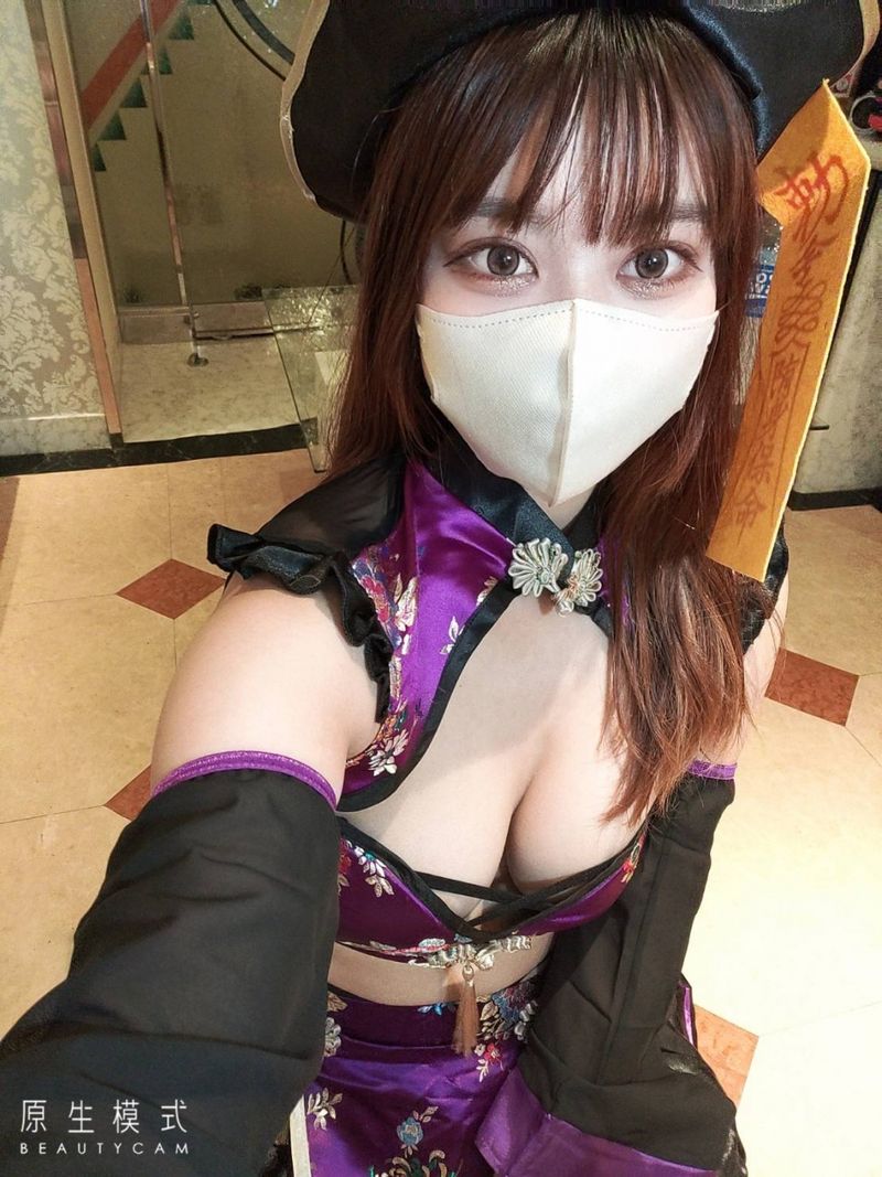 FC2-PPV-4684320 （準神風格）胸部和細腰都很棒，笑容可愛的F罩杯兔美優，與她進行Cosplay無套性愛。