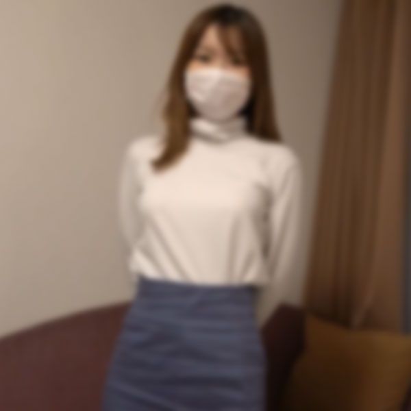 FC2-PPV-4664527 【無修正】【素人個人拍攝】【超級矮小】天然光屁股，被髒雞巴連續中出調教的令和□里