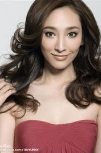 吴佩慈(Pace Wu)人个资料微博生活照,吴佩慈 九头身怪怪美少女、时尚达人图片写真集