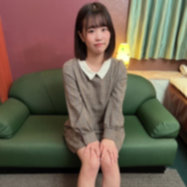 FC2-PPV-3077044 連續發射累積的精液！可愛的10代女子也跨越了金錢的危險橋。