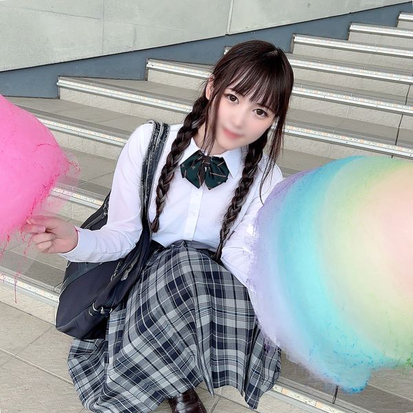 FC2-PPV-3148878 初次露臉！！【無修正】有名就讀學校的動漫聲美巨乳角色扮演者被帶進密室猥褻行為！從制服露出白皙美巨乳乳交無套內射！！