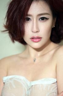 何何夕(Vanessa)人个资料微博生活照,何何夕 图片写真集