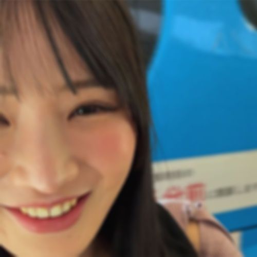 FC2-PPV-4685095 【傑作！】「再多給我♡深處♡深處♡」超級渴求的極品美女，豐滿的天然巨乳讓床單濕透，潮吹得太淫蕩了！