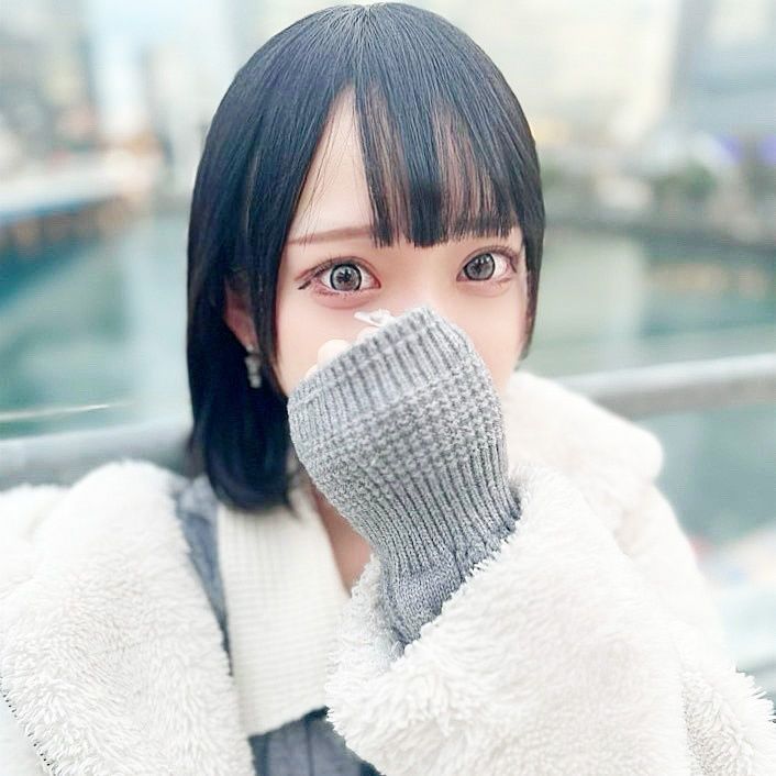 FC2-PPV-4621871 「無套也沒關係♥」142公分嬌小女子強烈舔菊花誤爆射!散發危險魅力的小惡魔禁斷小穴被大叔精液刺激性播種!!