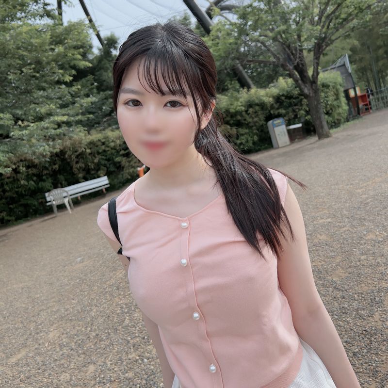 FC2-PPV-4568353 露臉！三天限定！！我扭曲的性癖讓她沉淪其中，她那透亮美肌的白桃G罩杯，已經無法滿足於普通的性愛，她接受了真實約會，並從羞恥心獲得快樂的M女，我將在她身上進行無套中出！！