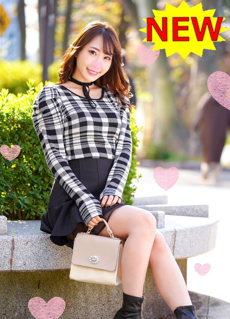 FC2-PPV-4684937 【清晰的癒系】**主播妻子 陷入快樂泥沼的無套中出外遇性愛!!