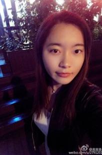 吉吉吉小雨(jixiaoyu)人个资料微博生活照,吉吉吉小雨 图片写真集