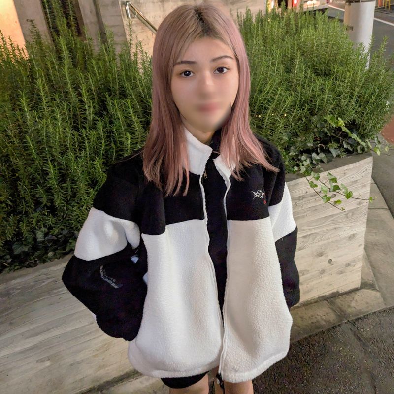 FC2-PPV-4687325 20歲的美容系字生為了夢想而努力，無法忘記肉棒嗎？為了錢再次聯繫我☆