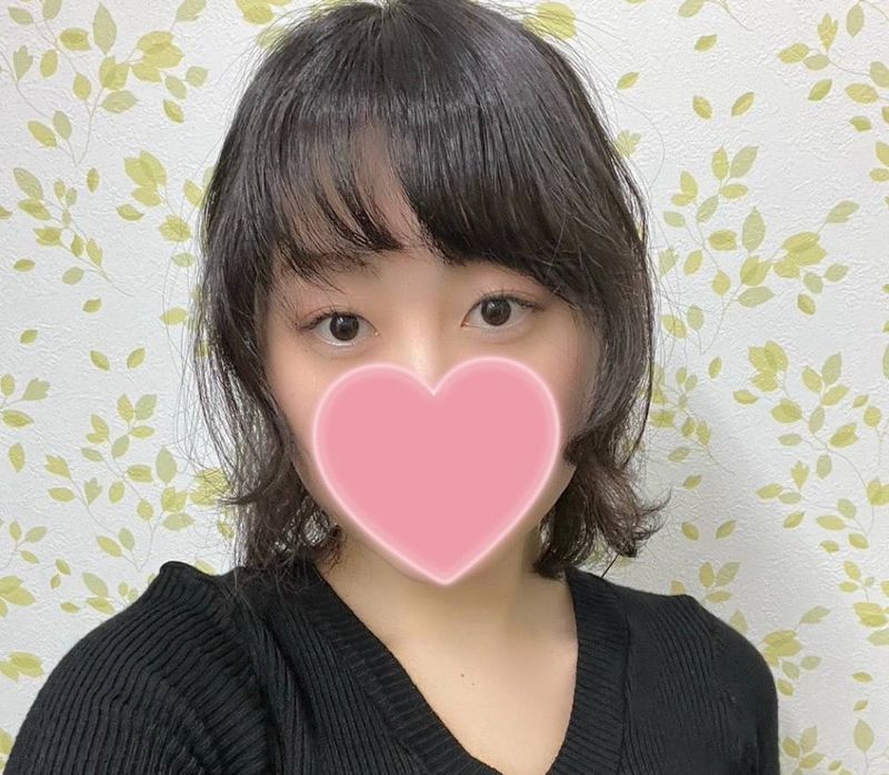 FC2-PPV-4627034 ※完全素人19歲初拍※苗條巨乳！超敏感，小穴緊緻完美。無法聯絡的婊子被無套中出做愛。評論特典有