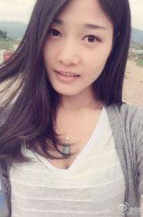 白微Sera(Sera)人个资料微博生活照,白微Sera 图片写真集