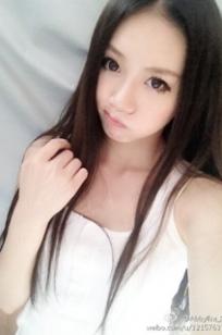 小丽莎萌萌哒(mengmengda)人个资料微博生活照,小丽莎萌萌哒 图片写真集