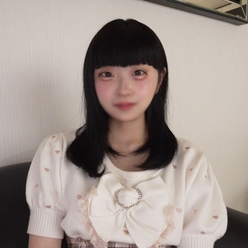 FC2-PPV-4669808 18歲未開發的女孩。她說「想和你在一起」，擅長撒嬌的她被種子，並進行濕答答的服務♡