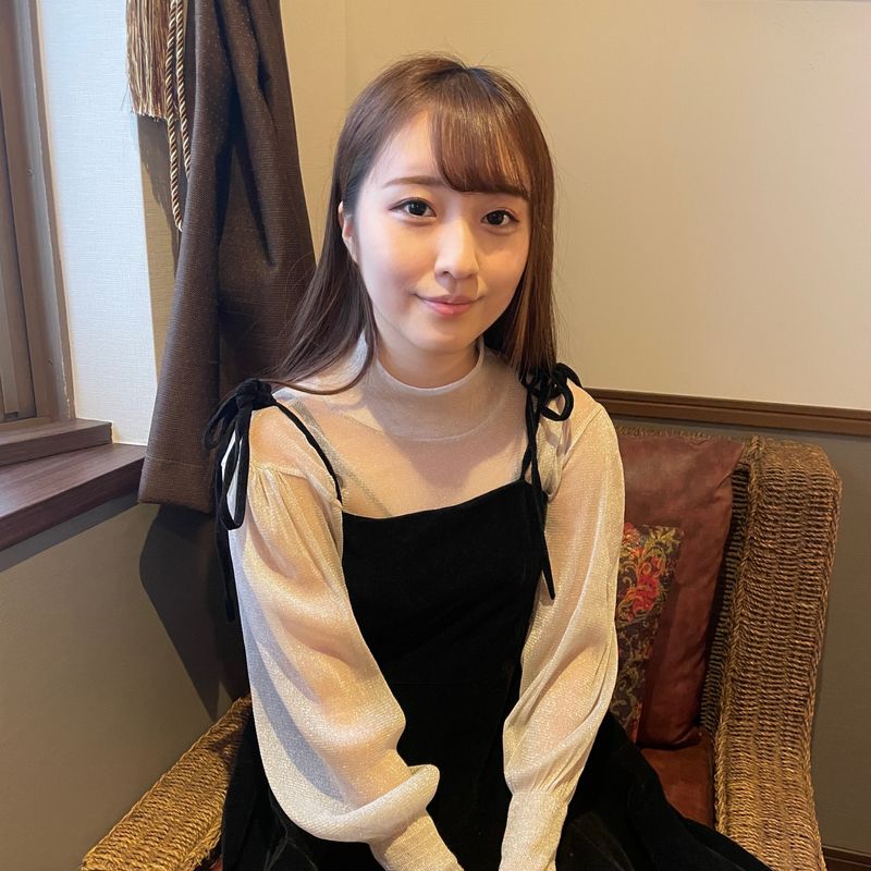 FC2-PPV-4057628 未來醬、私處完全看光光讓人害羞！最後中出結束