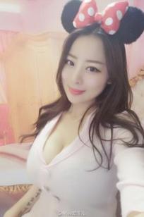 Miss爱菲儿(aifeier)人个资料微博生活照,Miss爱菲儿 图片写真集