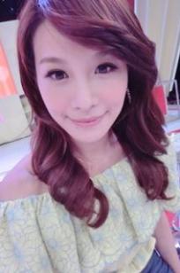 艾莉丝(曾莉婷)人个资料微博生活照,艾莉丝 曾莉婷图片写真集