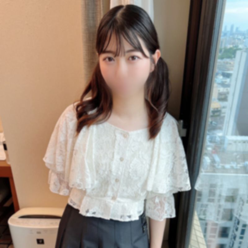 FC2-PPV-4342408 白皙女子19歳。與前地下偶像團體人氣成員無套中出做愛!恩愛做愛後大量潮吹害羞的姿態。插入瞬間就融化般敏感體質!