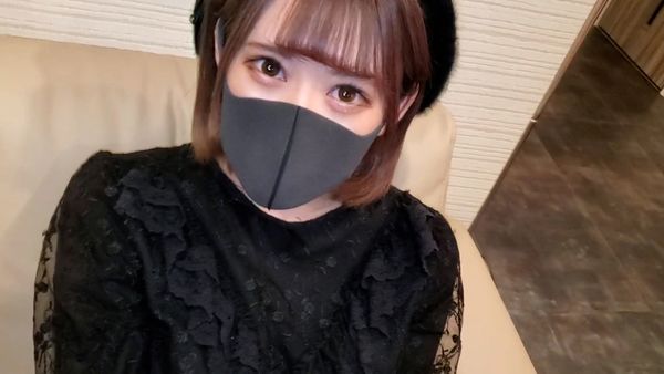 FC2-PPV-2581593 工作回家後與親切的巨乳咖啡店員淫行猥褻...帶回房間對白皙F罩杯淫亂過頭敏感身體羞恥中出!!