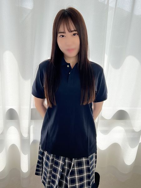 FC2-PPV-4306363 ※期間限定：1000PT下拉※&大叔與交尾&白皙「爆臀」美少女花（１８）&被變態大叔肉棒抽插到成為女人