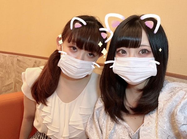 FC2-PPV-3515326 （限量3980pt→1500pt）與爆乳前輩後輩的私人3P！被火箭爆乳包圍住、前輩播種後，後輩可愛到讓人受不了！