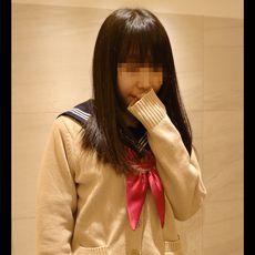 FC2-PPV-4658730 【無制服Cosplay】放學後，黑髮的乖巧美臀女孩被大叔的精液無套中出【附贈高畫質】