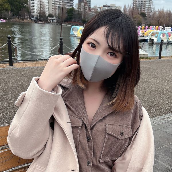 FC2-PPV-3183817 初次拍攝！！某有名汽車用品店工作的看板娘展現性欲連續陰道內射精！！平常穿著黃色制服隱藏的E罩杯胸部搖晃認真發情喘息連續高潮令人印象深刻…