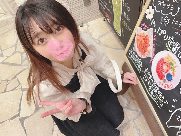 FC2-PPV-3103151 用著貓奈津的嬌聲、與可愛的樣子誘惑男人的美女,展現出她的另一面。