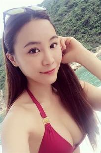 邓以婷(Irina Tang)人个资料微博生活照,邓以婷 图片写真集