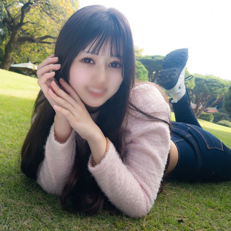 FC2-PPV-4576534 初次拍攝、露臉！三天限定！因為清純而沾染變態願望的美白F罩杯巨乳女大學生！！平常絕對不會露肚臍打屁股的公開露出＆從猥褻中感受到快樂，沒想到竟然這麼變態……