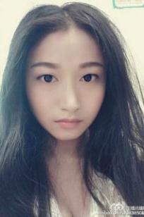 盼盼已鸠(Panpanyijiu)人个资料微博生活照,盼盼已鸠 图片写真集