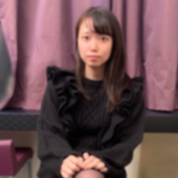 FC2-PPV-3241599 初次拍攝的甜點師。看起來是無法想像的內向美女。初次與最後的自拍性愛90分鐘＆口爆口交。最後以中出結束。