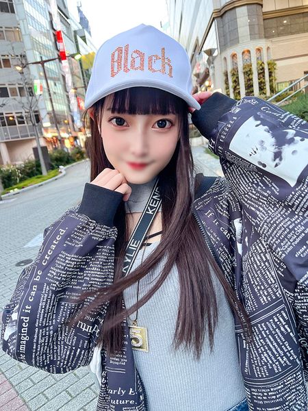 FC2-PPV-3576372 在禁止有男友的咖啡店工作的人氣咖啡廳女孩。如果是炮友可以嗎？性欲無法停止的女大學生婊子性愛自拍！迷你小穴被無套肉棒插入，腹部肌肉顫抖高潮！雖然說不行，但還是被內射了